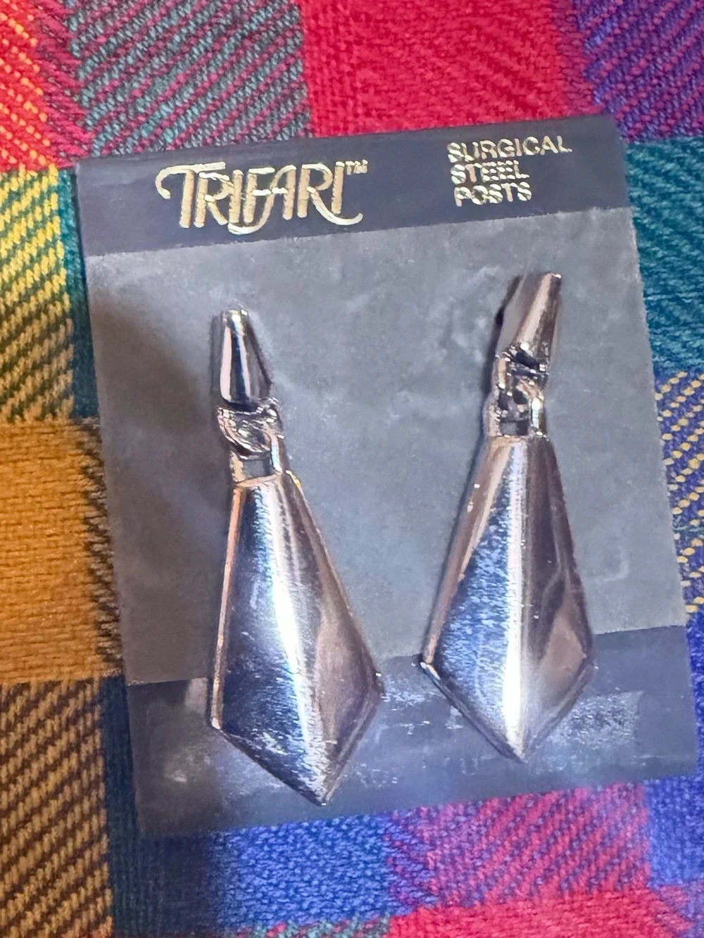 Vintage Trifari Silver Shiney Earrings